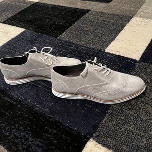 Women Cole Haan Zero Grand Silver Wingtip Oxford, Size 9.5R